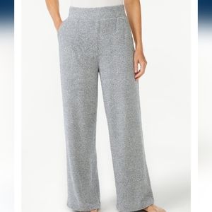 Yoga style stretch pants